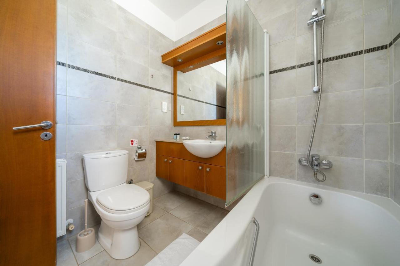 Atlantica 4 Bedroom Villa Near The Beach Protaras Zewnętrze zdjęcie